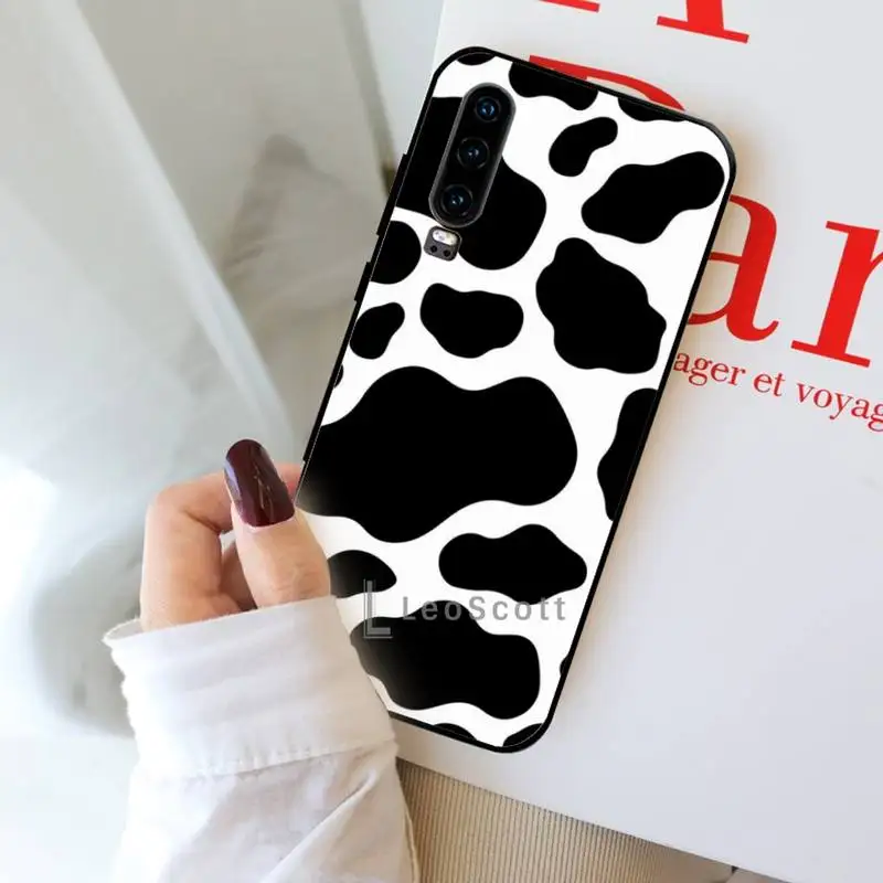 

Cow cartoon black and white cute Phone Case For Huawei Y5 Y6 II Y7 Y9 PRIME 2018 2019 NOVA3E P20 PRO P10 Honor 10