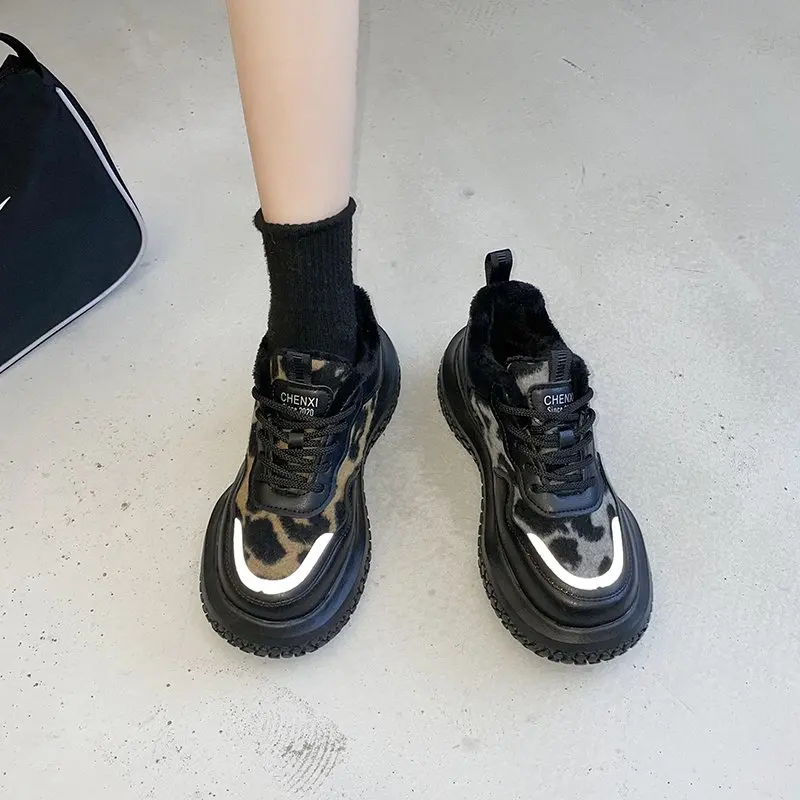 Кроссовки женские массивные на платформе Вулканизированная подошва леопардовые