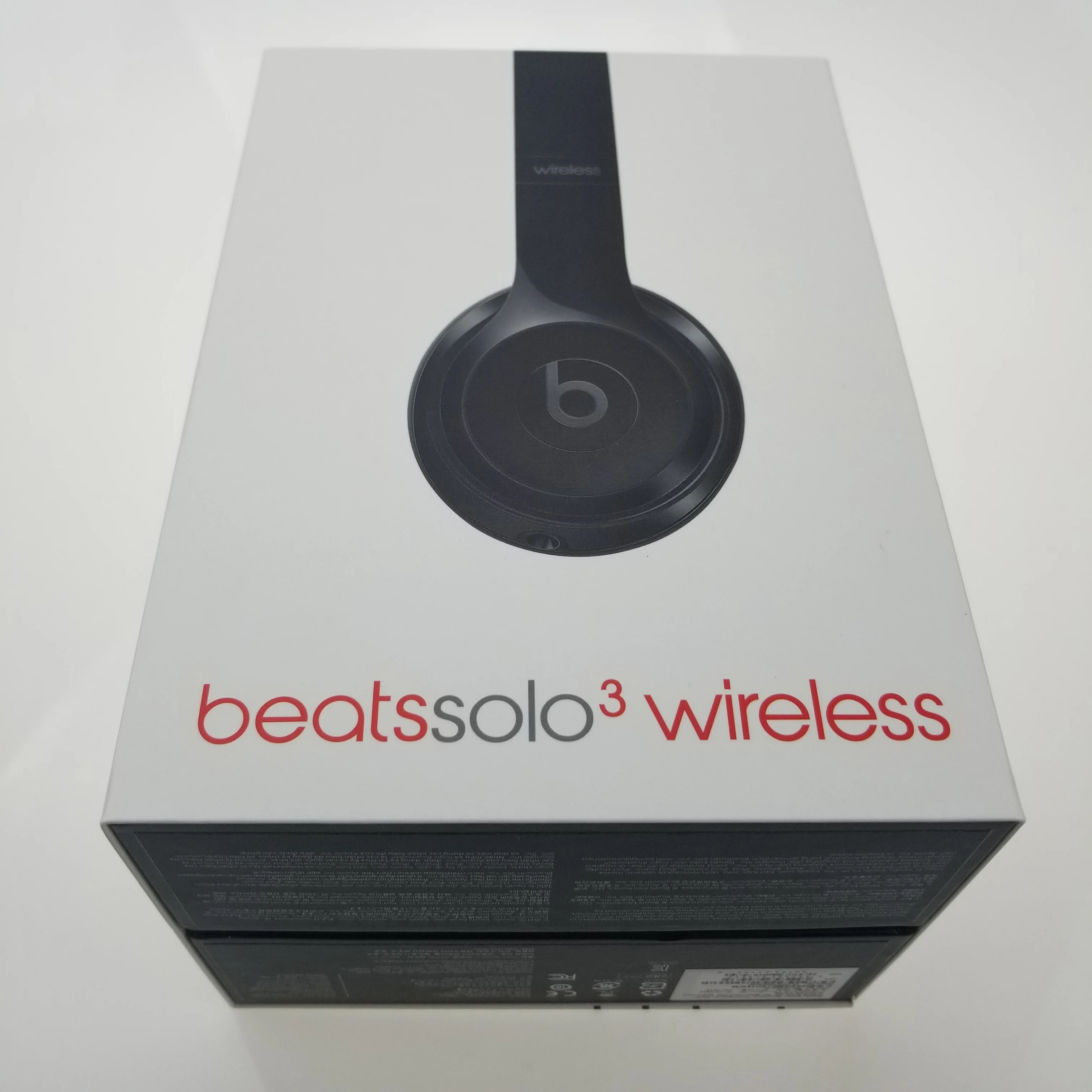 Оригинальные наушники Beats Solo с накладными ушами беспроводные Bluetooth функцией