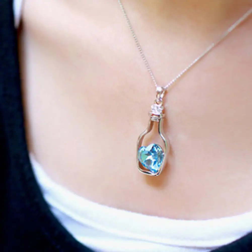 Женское модное ожерелье с подвеской в виде бутылки стразы форме сердца