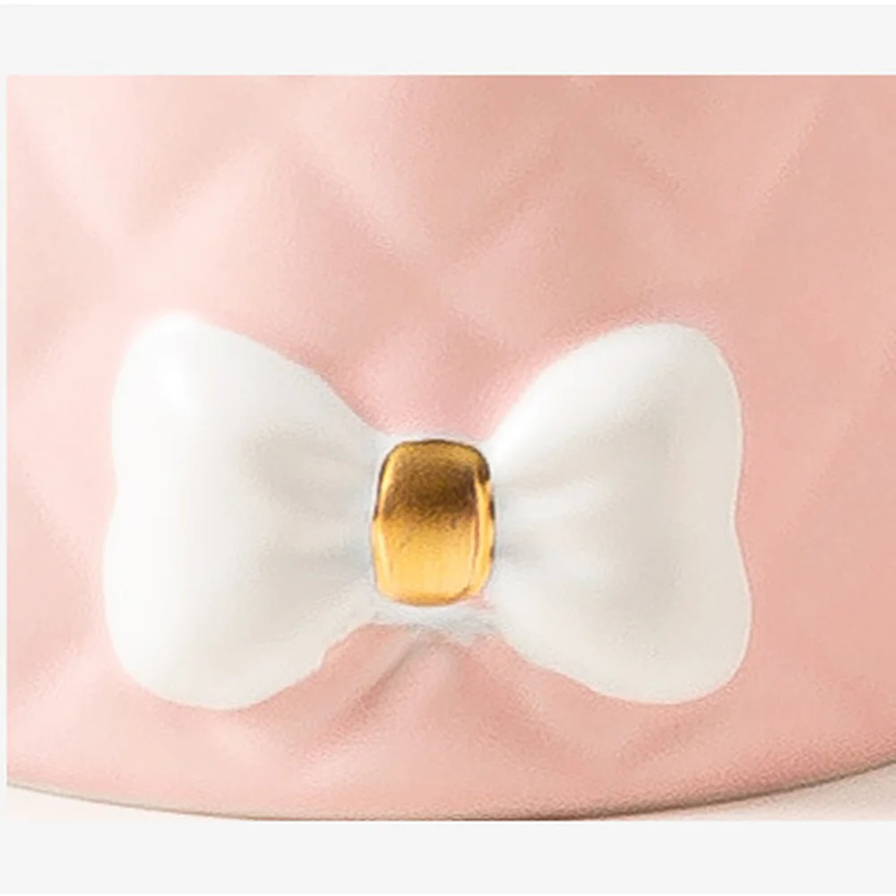 

Creative Bowknot Embossed Mug Household Large-capacity Couple Water Cup with Lid Personality Cute Style Ceramic Cup