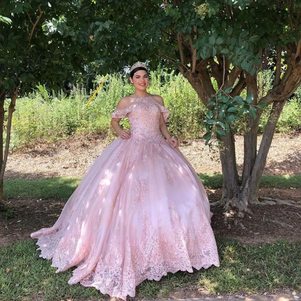 

Sexy Halter Pink Lace Quinceanera Dresses for Sweet 15 Year Girls Birthday Party Dress Ball Gown Off the Shoulder Debut Gowns