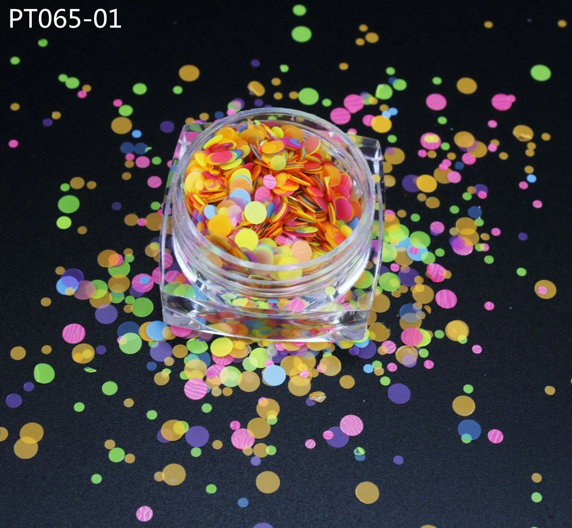 

1 Jars (3ml) Flakes Nails Glitter Art Sequins Mixes-Size Luminous Nail Flakes Round/Heart-shape/Hexagon Fluorescent Flakes Decor
