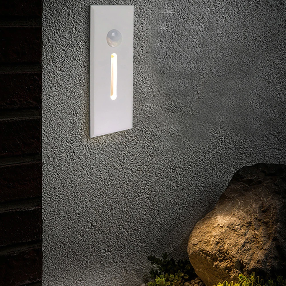 Настенный светильник с ИК-датчиком движения алюминиевый встраиваемый