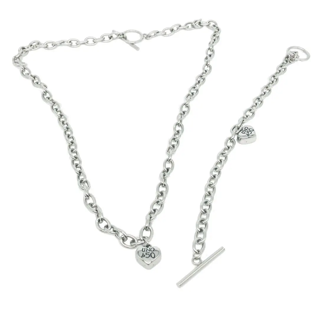 

Fashion Minimalist Smooth Heart The Lettering Shaped Pendant Necklace Hand Catenary Silver Color Cute Charm Necklace for Women