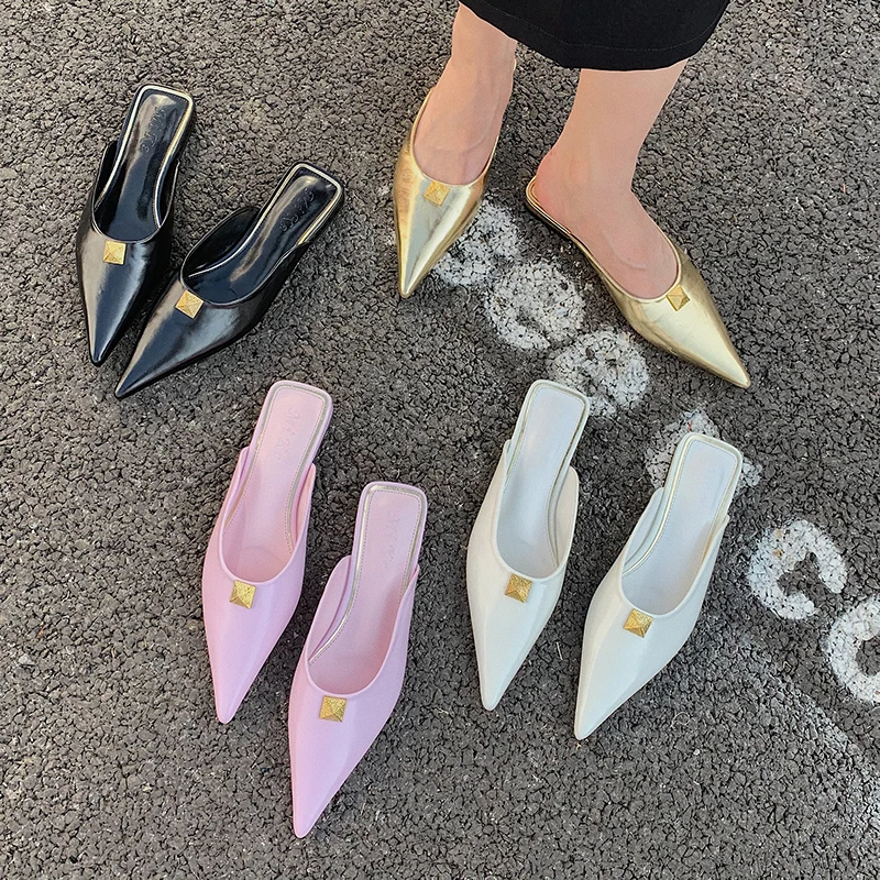 

Fashion Pointed Toe Women Slippers Casual Flats Heeled Shallow Slides Mules Shoes Casual Summer Elegant Rivet Flats Flip Flops