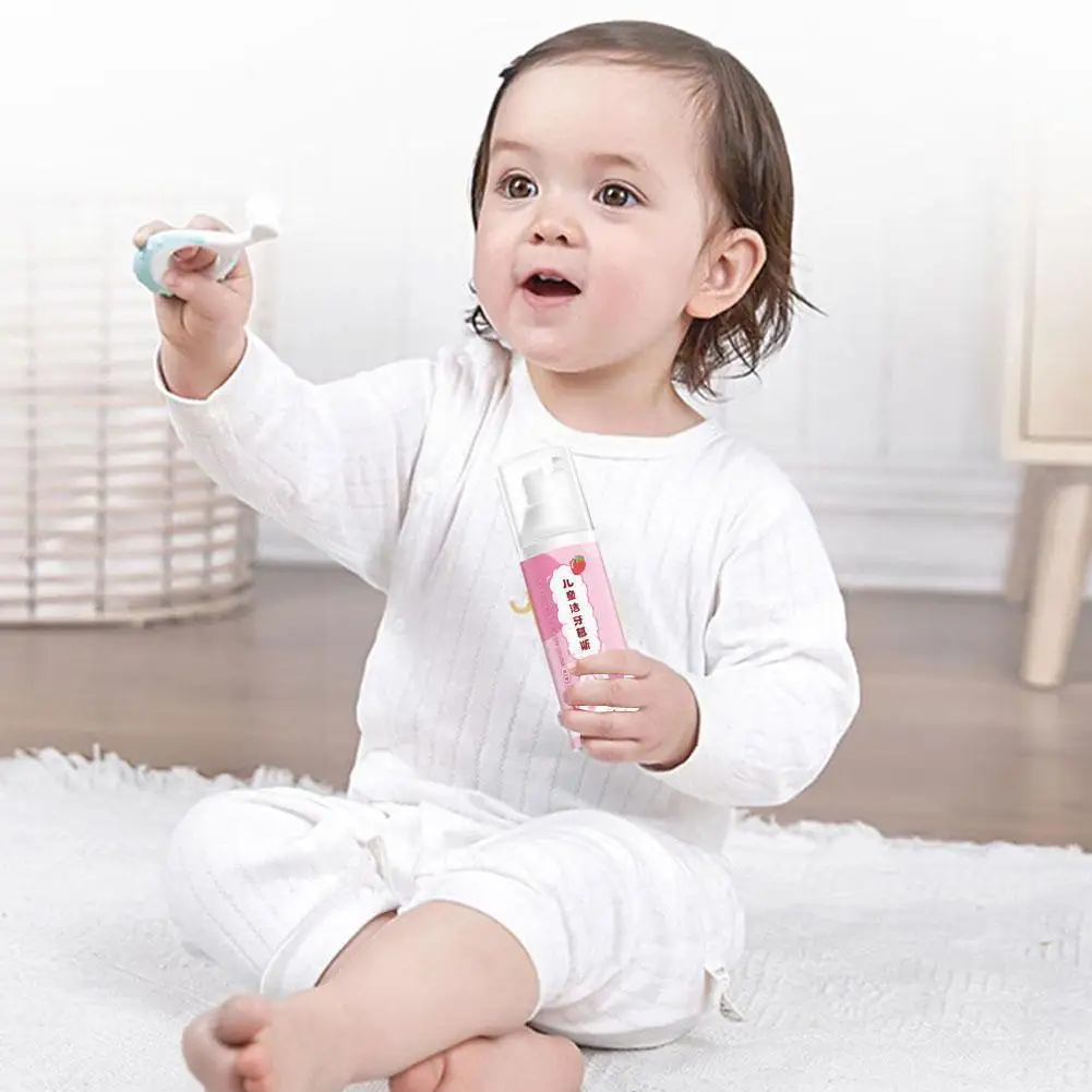

Children's Cleansing Mousse Strawberry Flavor Baby's Solid Mothproof Swallowable Oral Teeth Foam Toothpaste Care L7D1