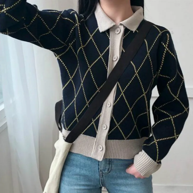 Женская обувь Сезон осень-зима с узором &quotромбиками&quot и свитер пальто вязаное