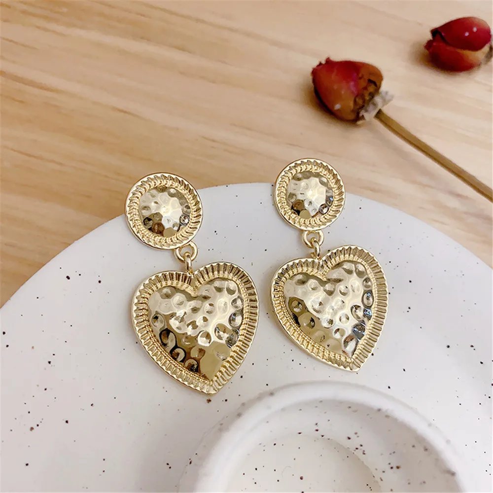 

2021 Trend Fashion Baroque Style Gold Heart-shaped Piercing Drop Earrings Pendants For Women Trend 925 Silver Jewelry Female