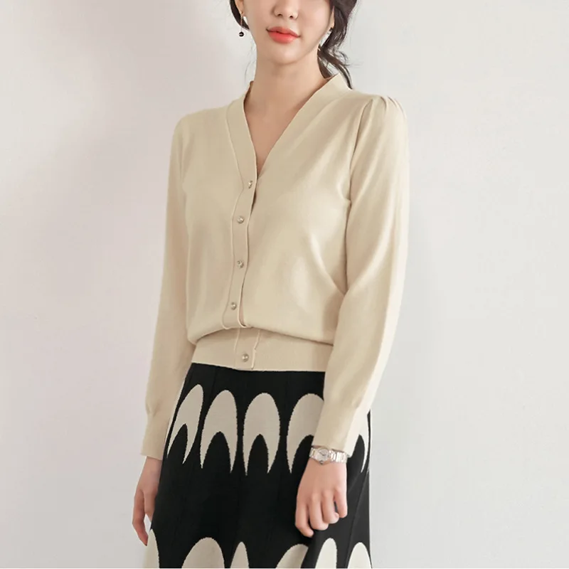 

Вязаный кардиган, свитер, новый весенний женский однотонный короткий свитер с V-образным вырезом и длинным рукавом, модный кардиган для женщ...