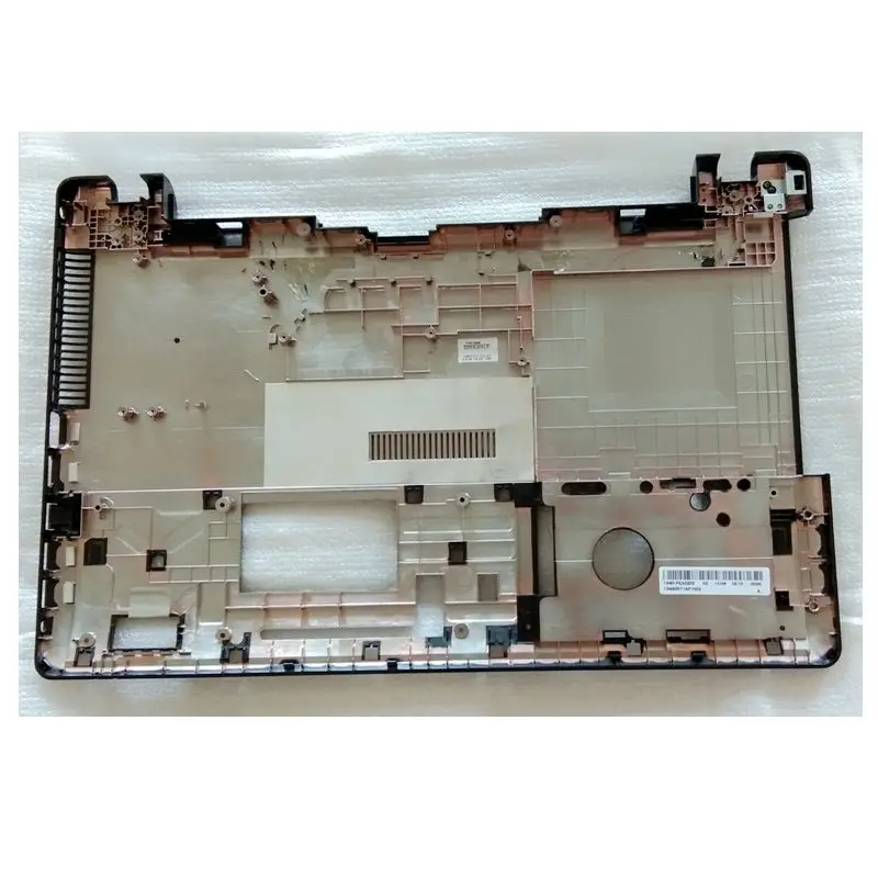 Чехол для ноутбука ASUS N55 N55SF N55U D 13GN5F4AP020-1 белый/черный