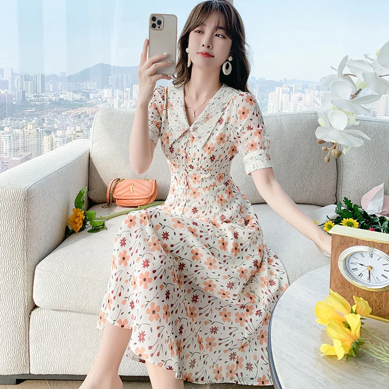 

Fashion women's wear slim age reducing floral dress 2021 summer new French sweet split Platycodon skirt