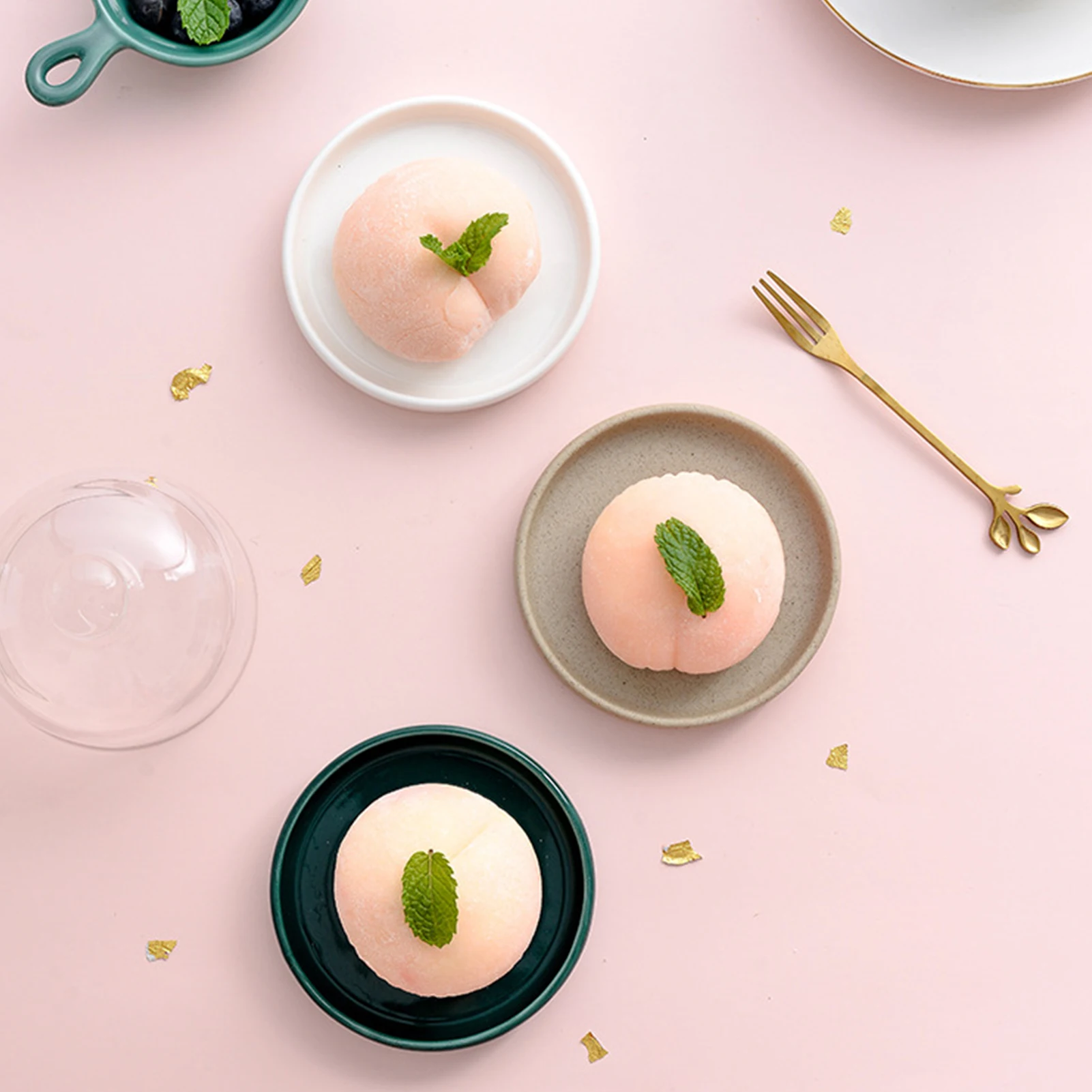 

Lead-free Glass White Ceramics Cake Tray Glass Cover Cake Dessert Display Stand Fondant Cake Decorating Tool