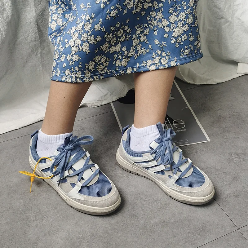 

2021 New Women Mesh Sport Retro Fashion Vulcanize Sneakers Female Light Soft Breathable Shoes Ladies Outdoor Airy Tenis Feminino