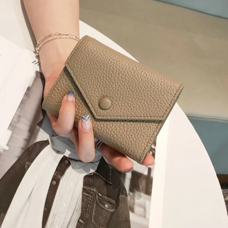 

High Quality100% Genuine Cow Leather Snap Button Closure Envelop Short Wallet Womens Elegant Simple Fashion Card Holder Purse