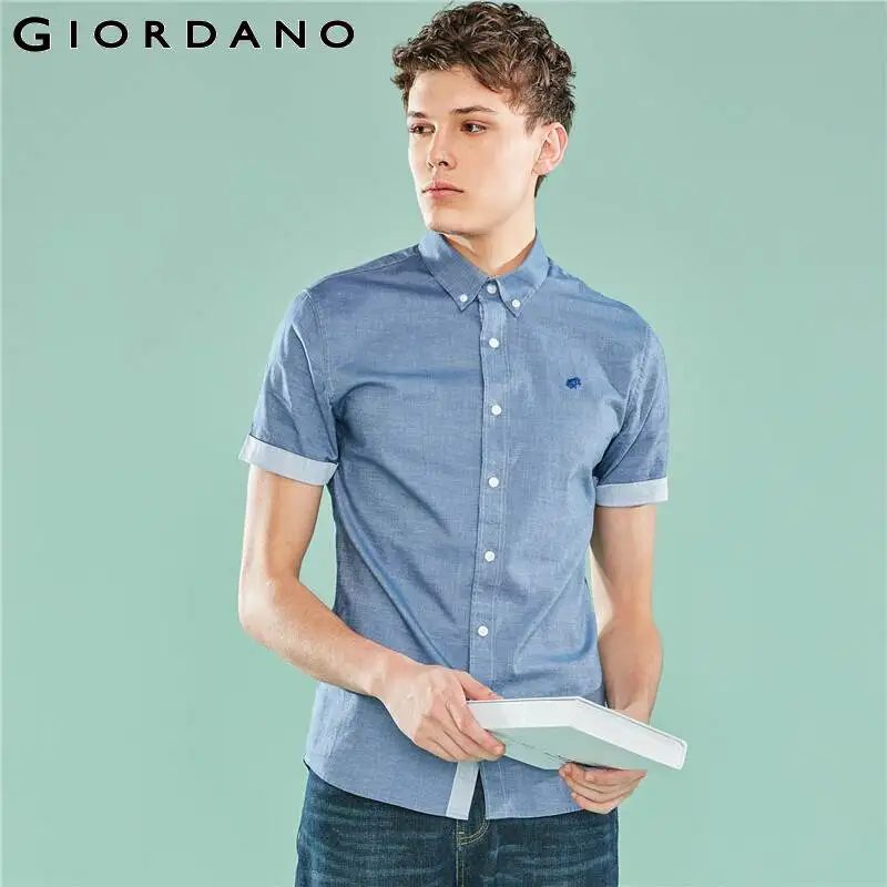 Giordano Оксфорд рубашка с короткими рукавами slim fit и вышивкой лягушки на груди, выполнена из натурального хлопка, имеет два варианта окраса