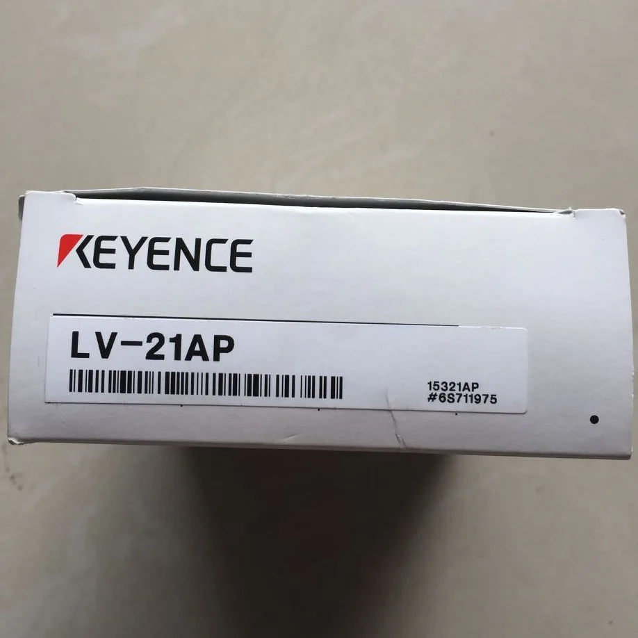 

KEYENCE LV-21AP DIGITAL LASER SENSOR