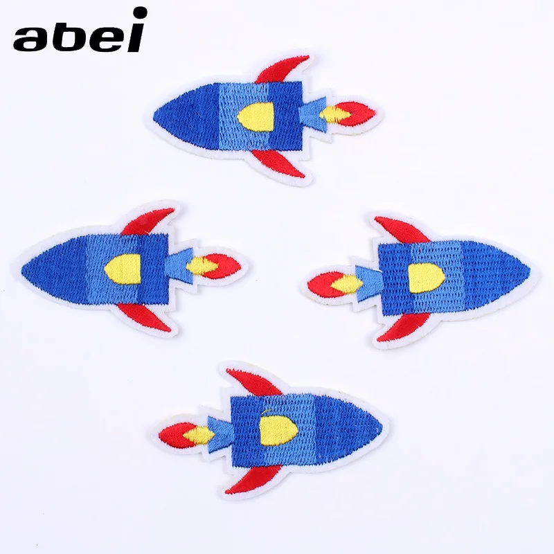 

50 шт./лот нашивка для вышивки ракета космический самолет для мальчиков детская Одежда Украшение Швейные аксессуары Diy железная теплопереда...