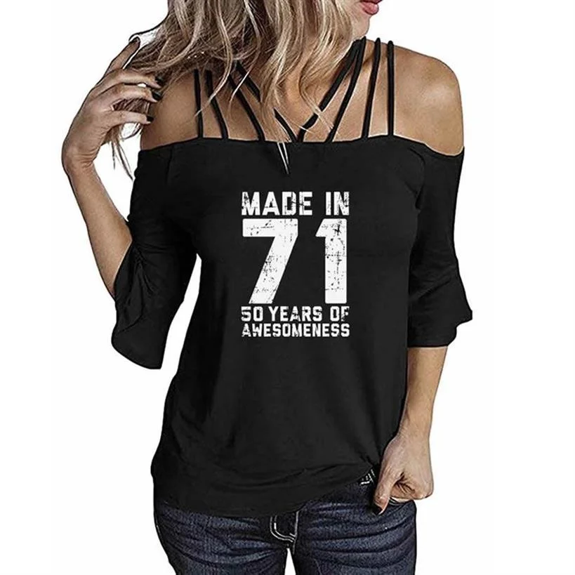 

Женская футболка с коротким рукавом, круглым вырезом и принтом букв 71