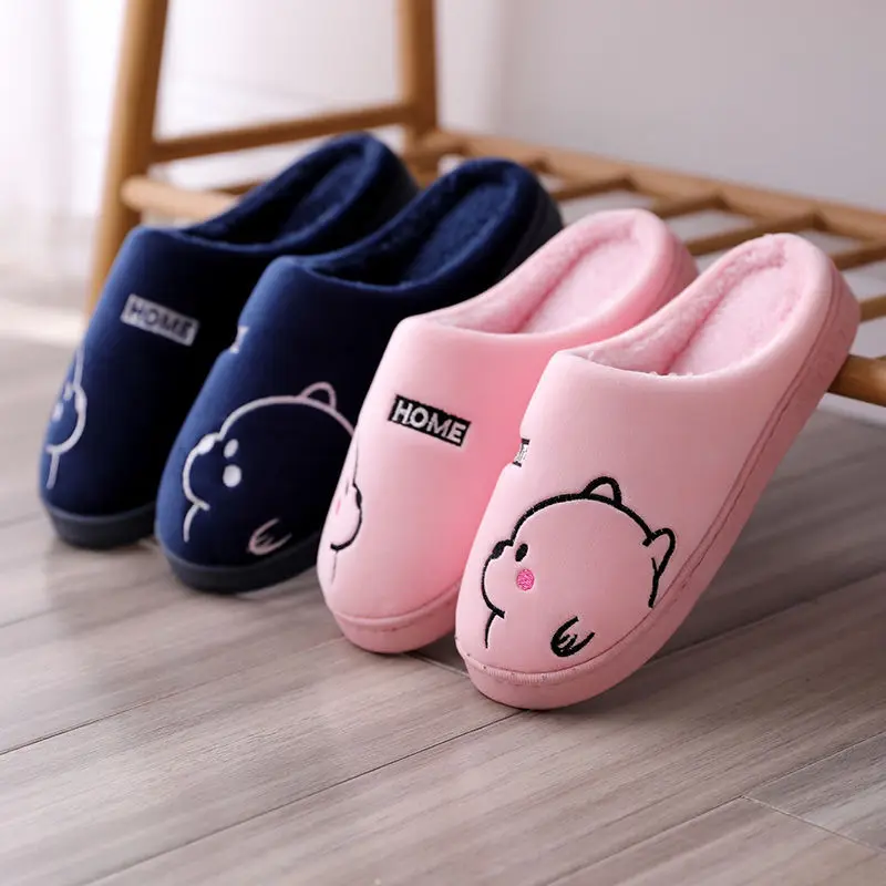 Зимние женские тапочки GHJIOL с мультяшным медведем модная домашняя теплая обувь