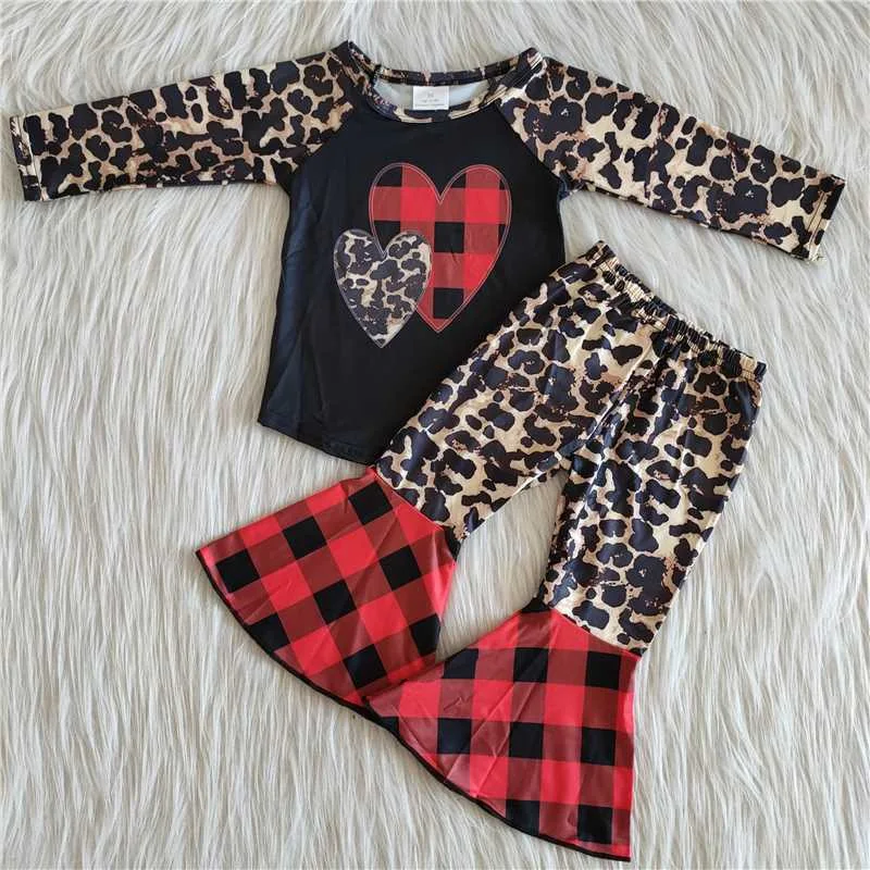 

Baby Girls Valentine's Day Loving Heart Leopard Outfits Long Sleeves Shirt Bell Bottom Pants Kids Sets Children Clothes Boutique