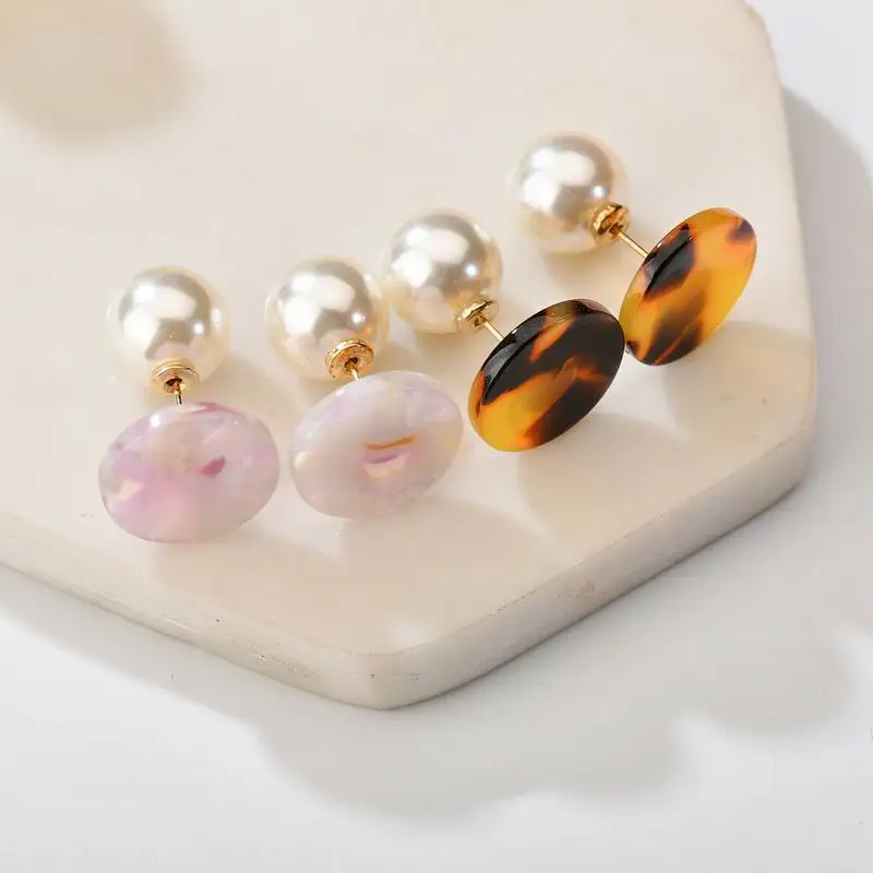 

Boho Creative Acetate Plate Round Leopard Print Stud Earrings for Woman Fashion Round Gothic Charm Acrylic Earings Jewelry Gift