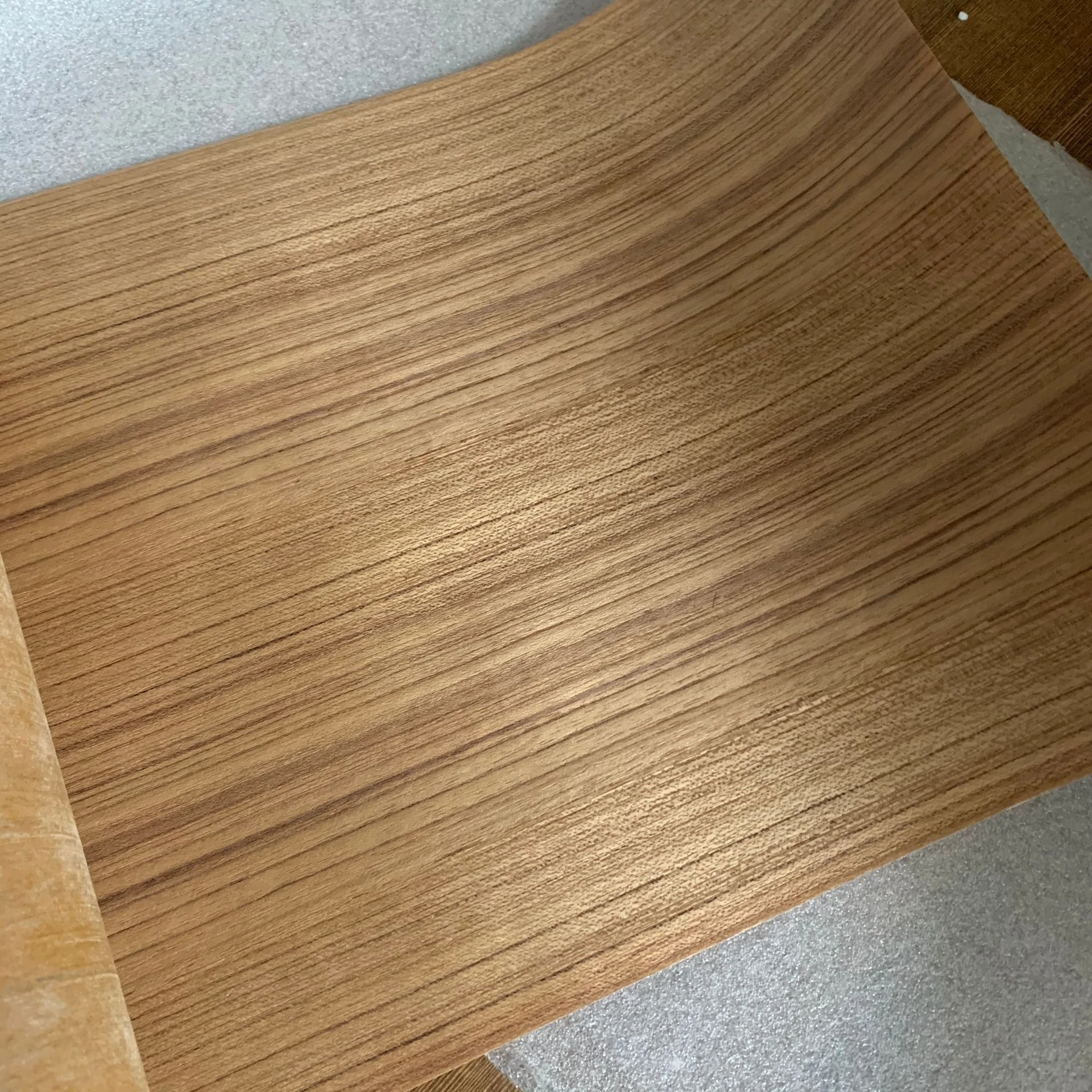 

Natural Genuine Thai Teak Wood Veneer Slice for Furniture about 26cm x 2.5 Meters 0.25mm Brown Q/C