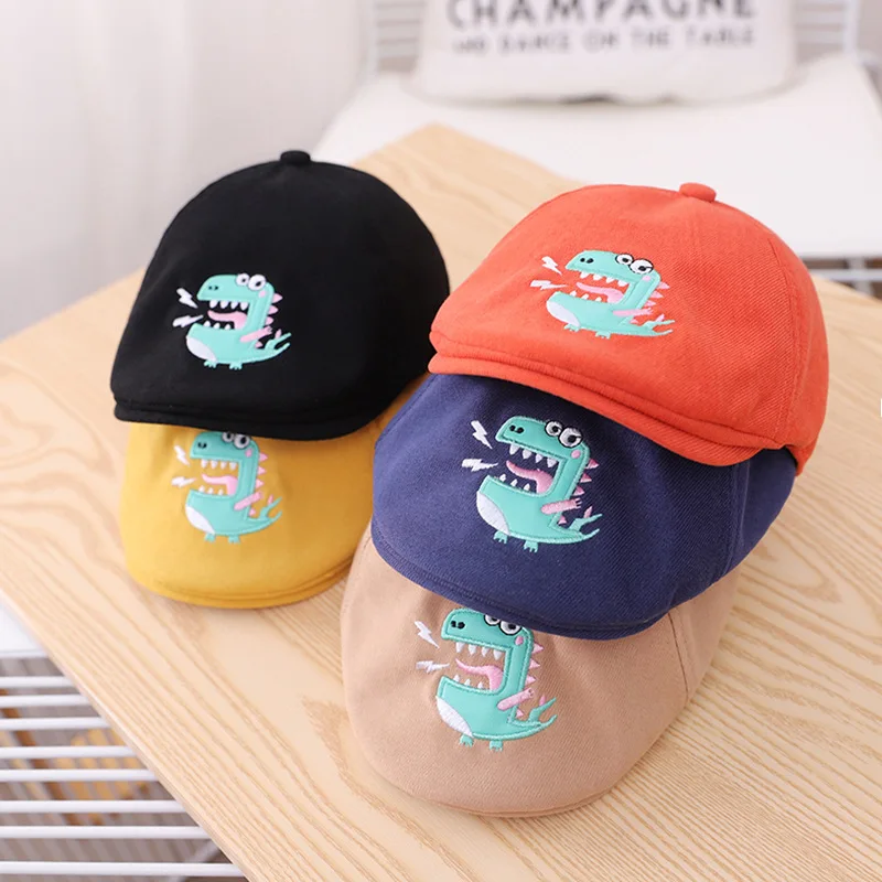 

2020 new embroidery dragon baby winter hat Korean catamite girl boys England solid color kids cap fashionable beret sun hat