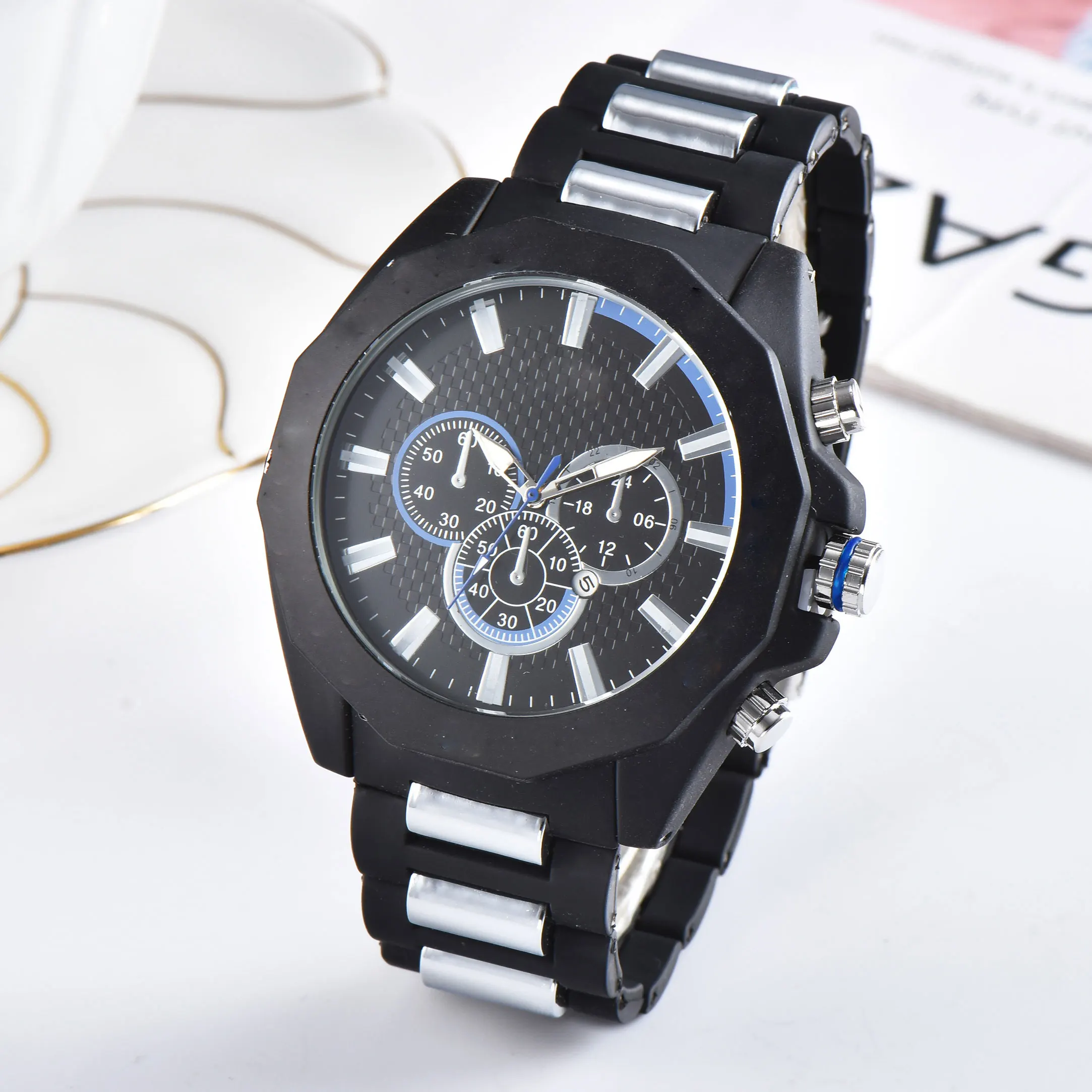 

Часы наручные мужские кварцевые большого размера, спортивные деловые водонепроницаемые повседневные с 3 циферблатами и резиновым ремешком