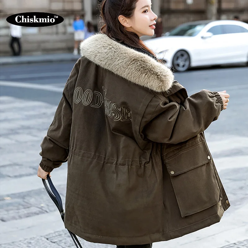

Fluffy Turn-down Collar Loose Outwear Parkas Women Lining Wool Warm Coats Winter Clothing Double Pocket Design Zipper Long Parka