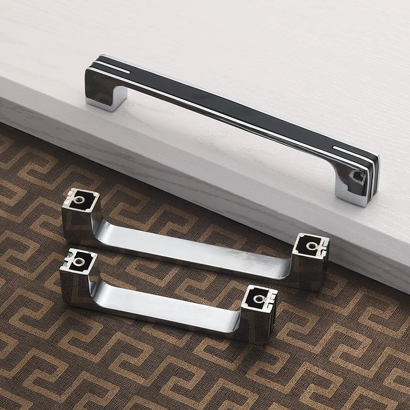 Современные модные черные хромированные дверные ручки шкафа KK & FING и