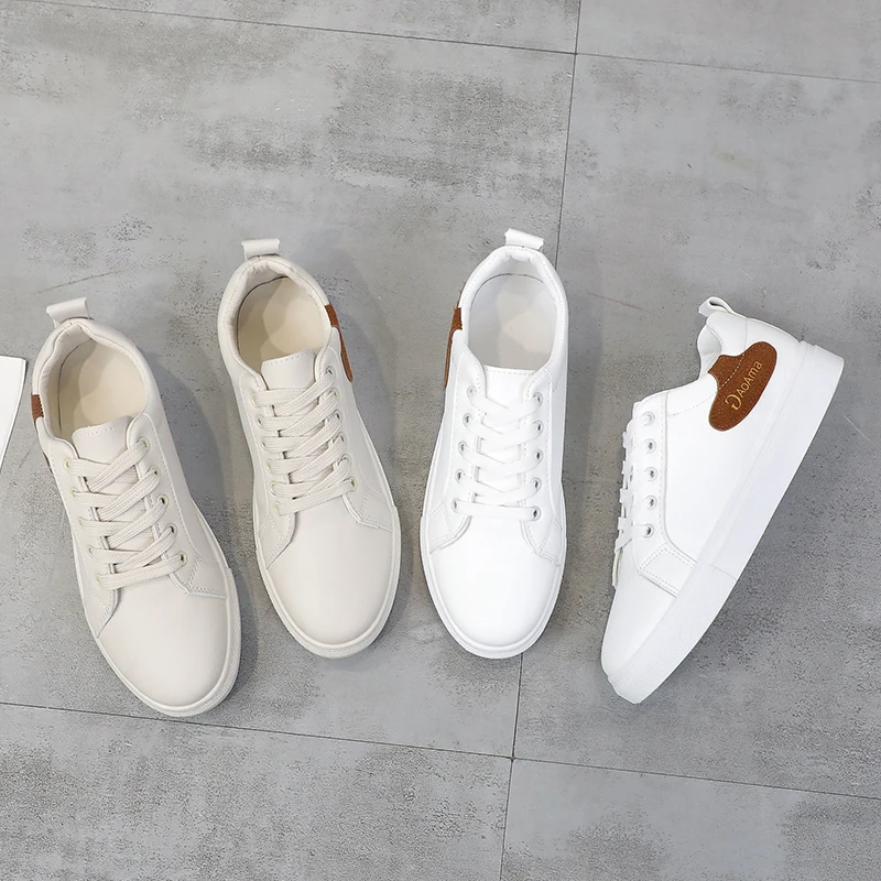 Женские кроссовки на платформе повседневная обувь танкетке белые весна-осень |