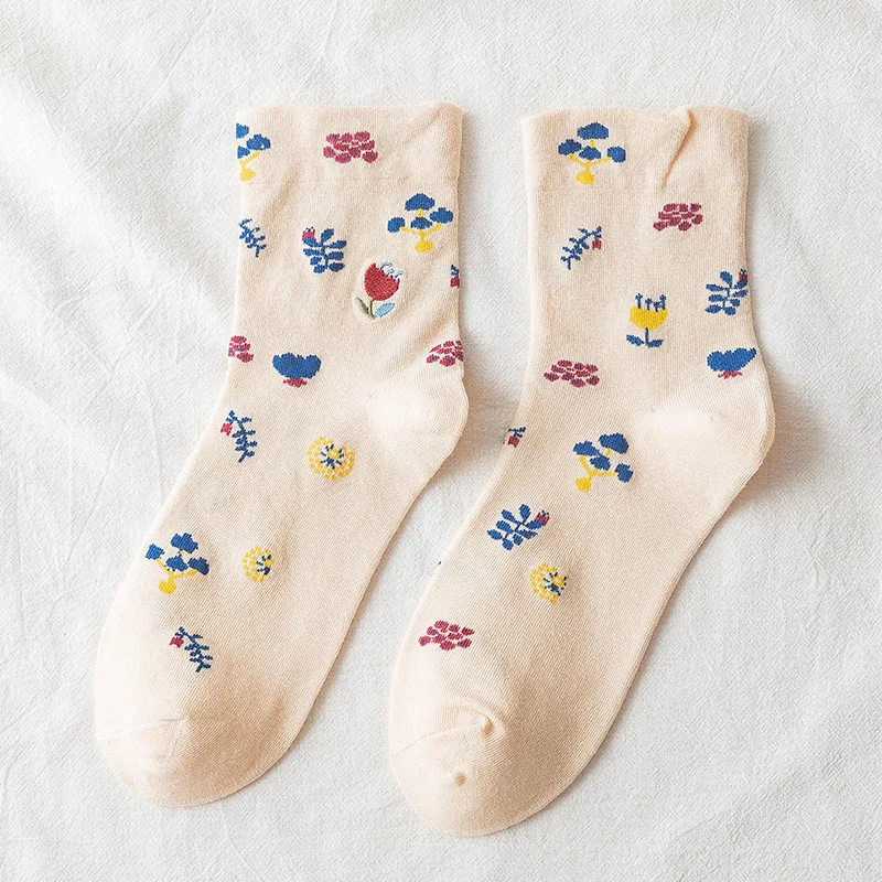 

Autumn and Winter New Socks Female Flowers Small Fresh Tube Socks Cute Lace Socks Student Socks Wholesale