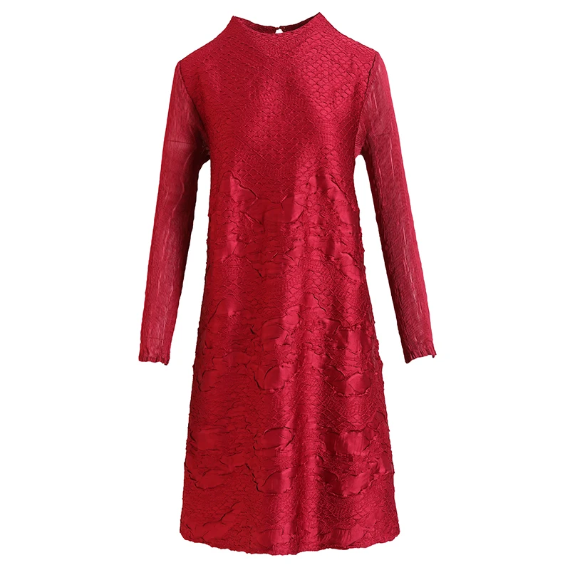 

Plus Size Dress Red For Women 45-75kg Spring Autumn 2021 New Round neck Embroidery Elastic Loose Miyake Pleated Dress