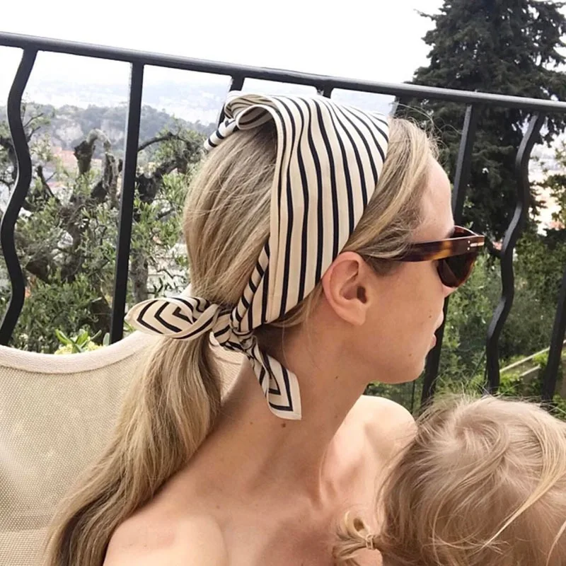 

Fashion Brand Matagorda 2019 New 55cm Kerchief Blue Black Stripe Small Scarf Neckerchief Professional Decoration Woman Scarves