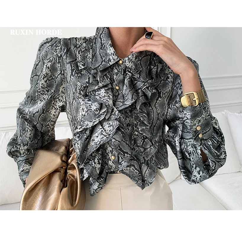

Snakeskin Grain Shirt With Print High-End French Multilayer Blouse 2021 Spring Autumn Ruffle Pearl Buttons Turn-Down Collar Top