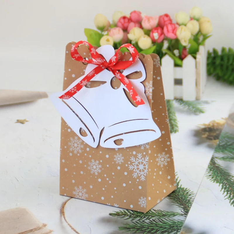 

12pcs Snowflake Kraft Paper Candy Box Favor Gift Bags With Ribbon Guests Cookie Packaging Box Merry Christmas Party Decoration