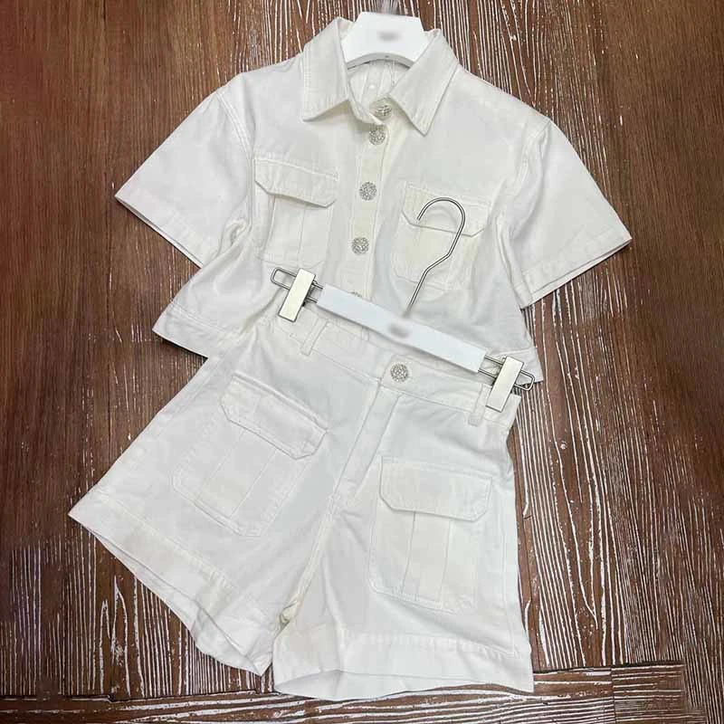 

TWOTWINSTLYE Pure Color Cool Sets For Female Lapel Collar Short Sleeve Cropped Top With High Waist Shorts Women's Set Fashion
