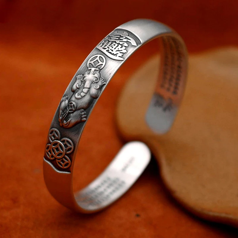 

Новинка, серебряный браслет Pixiu для мужчин и женщин, мужской браслет Happy Sutra Состаренный серебряный браслет в этническом стиле, серебряные ук...