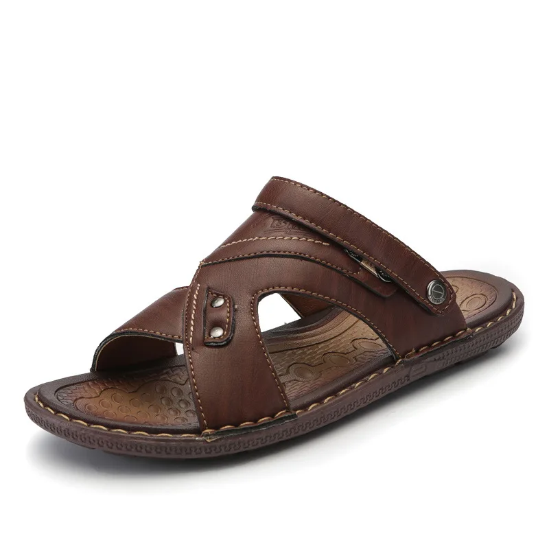 

Men Beach Sandals Classics Summer Shoes Leather Men Slippers Quality Split Ankle Strap Flat Sandals for Men Light Flip Flops