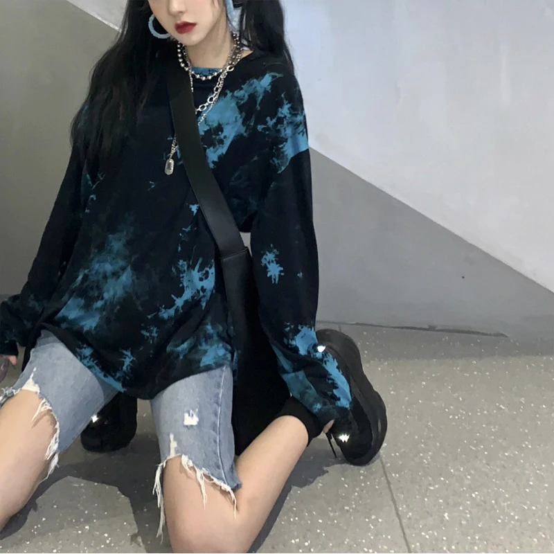 Футболка женская в стиле оверсайз с длинным рукавом Базовая рубашка принтом