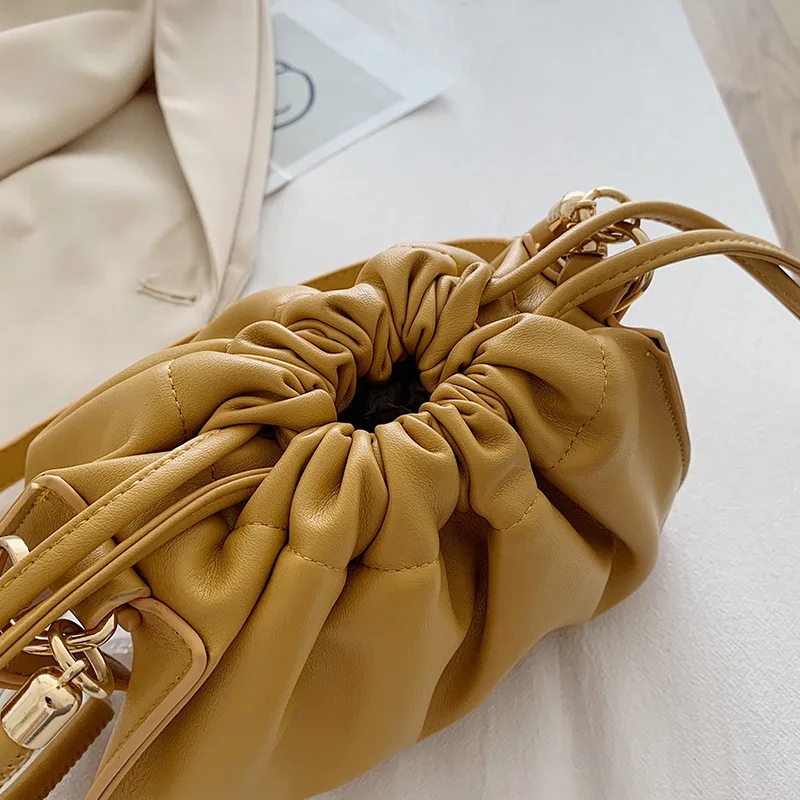 

Fashion Cloud Clutch Bag Luxury Design Women Handbags Pleated Dumpling Crossbody Bags Leather Mini Pearl Shoulder Messenger Bags