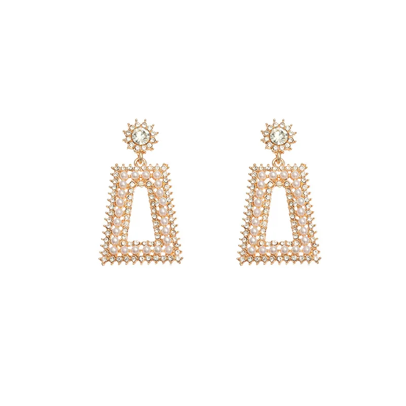 

2020 Cross-border European and American Jewelry Retro Exaggerated Geometric Earrings Temperament Pearl Earrings Long Earrings