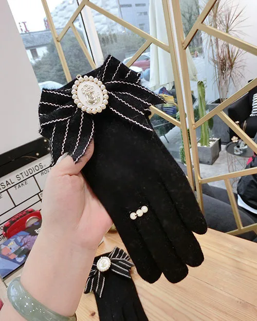 SP &amp CITY голова королевы портрет жемчужный бант Варежки женские зимние перчатки