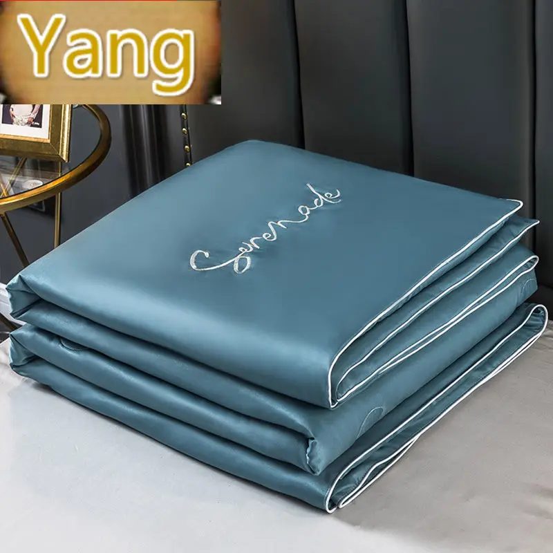 Летнее моющееся одеяло из тенсела летнее охлаждающее ледяного шелка тонкое