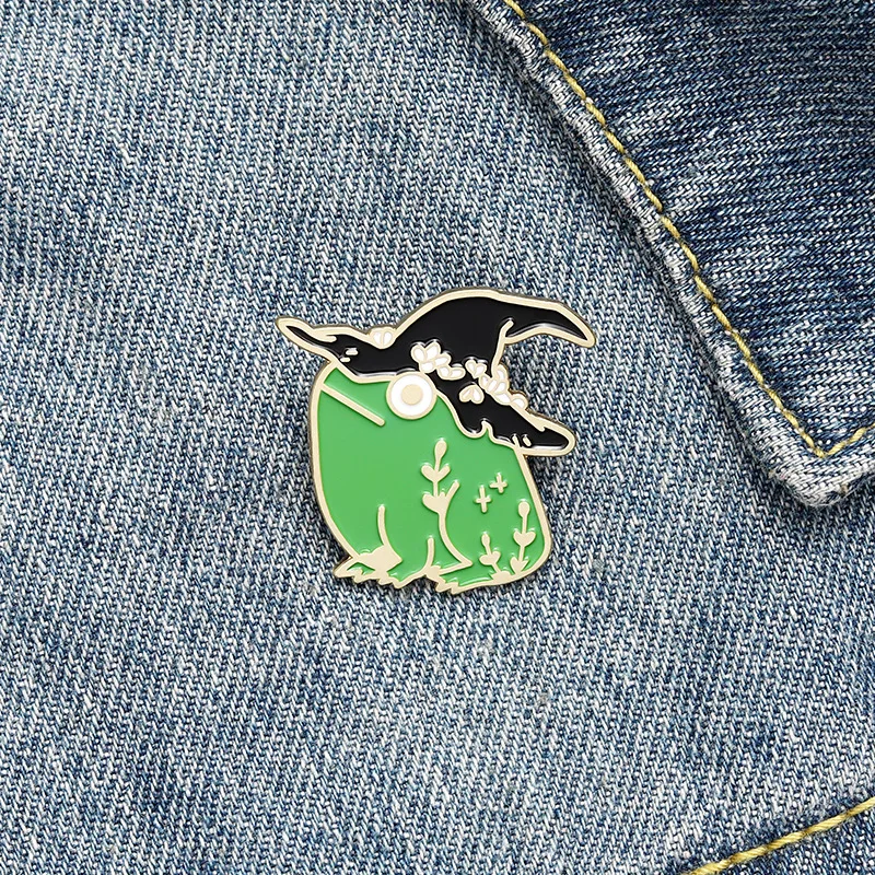 

New Witch Frog Enamel Pins Custom Wizard Hat Brooches Bag Clothes Lapel Pin Animal Badge Cartoon Jewelry Gift for Kid Friends