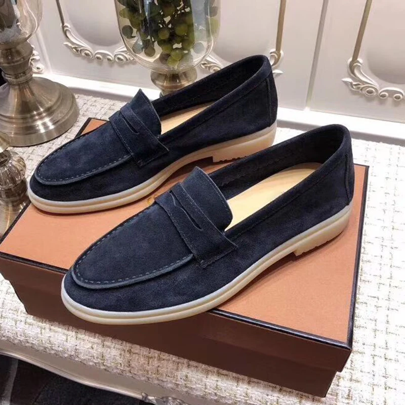 Женские удобные туфли на плоской подошве телесного цвета с круглым носком