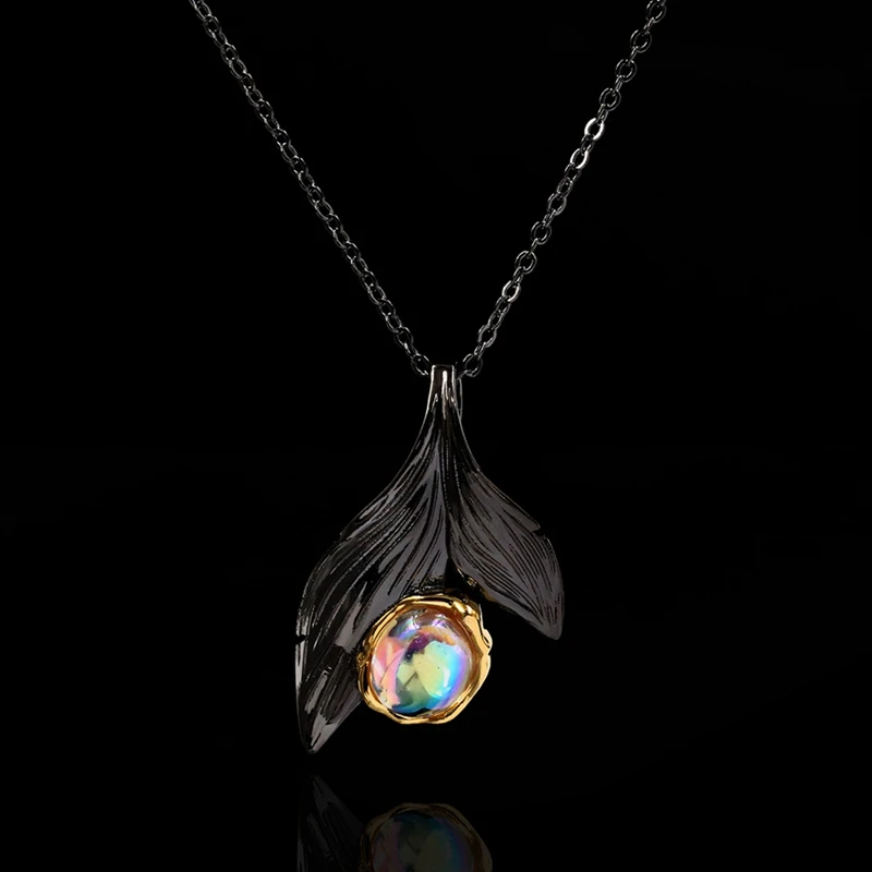 

Exquisite And Small Black Gold Style Mermaid Tail Pendant Necklace Clavicle Chain Charm Jewelry Necklace