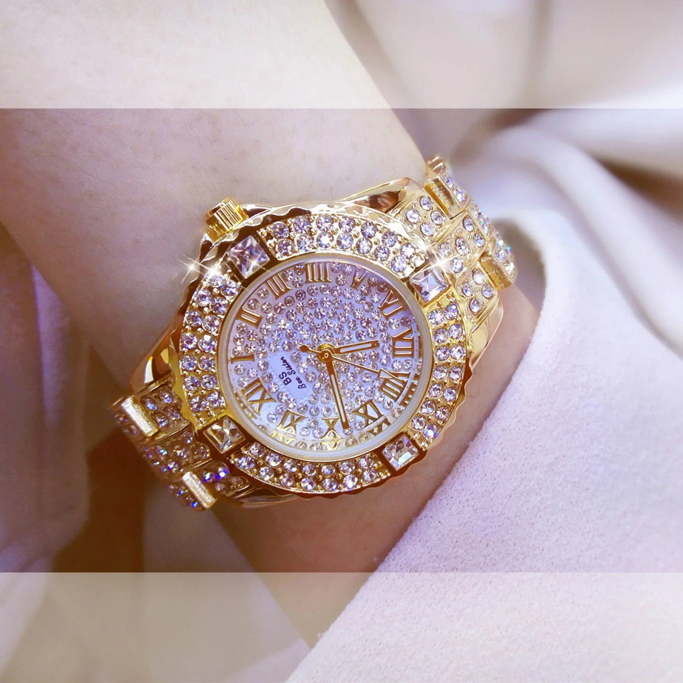 

2021 New Korean Fashion Diamond Inlaid Popular Waterproof Women's Electronic Fitness Watch High-grade Full Women Led Watches