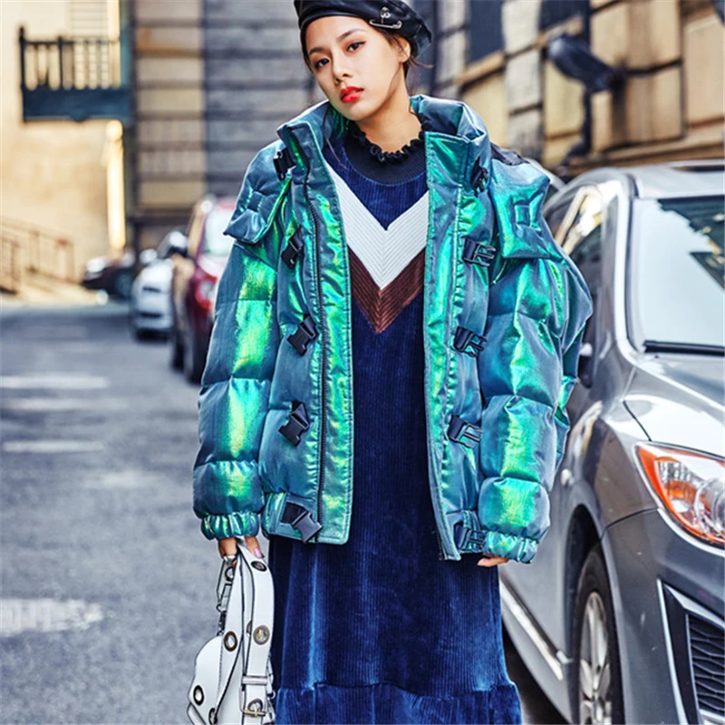 Женская зимняя куртка с капюшоном и лазерной подкладкой в стиле Харадзюку |